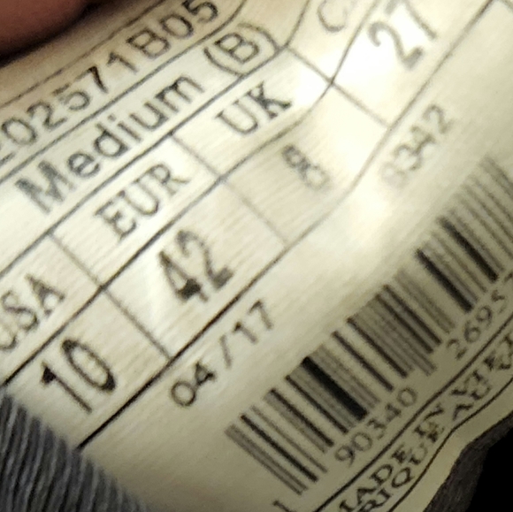 Brooks Anthem- Size 10 - Picture 10 of 10